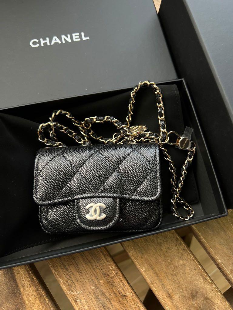 Auth CHANEL Quilted CC Chain Belt Waist Bum Bag Patent black Leather