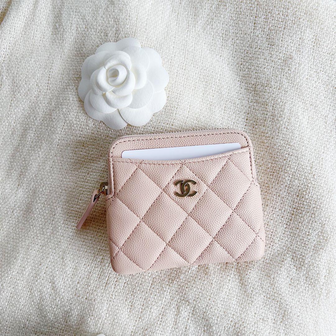 Chanel Wallet/pouch/card holder in 22C Beige Pink