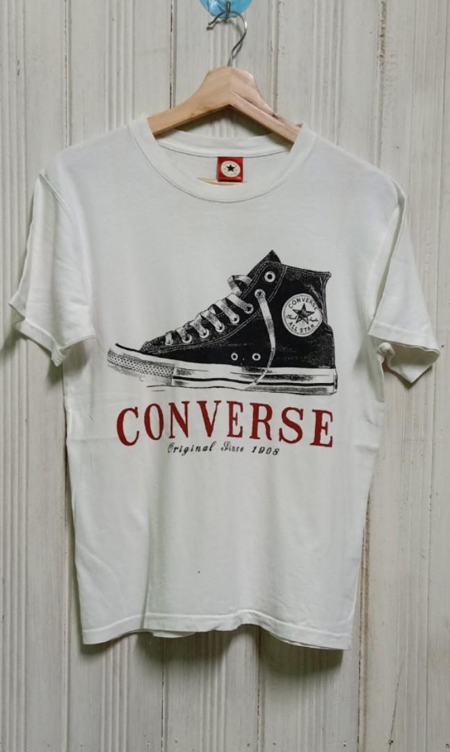 Converse Shoes Red Tag Big Print T-shirt, Men's Fashion, Tops & Sets,  Tshirts & Polo Shirts on Carousell