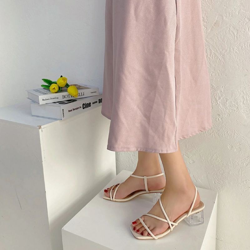 Cream Midi Heels, Women's Fashion, Footwear, Heels on Carousell