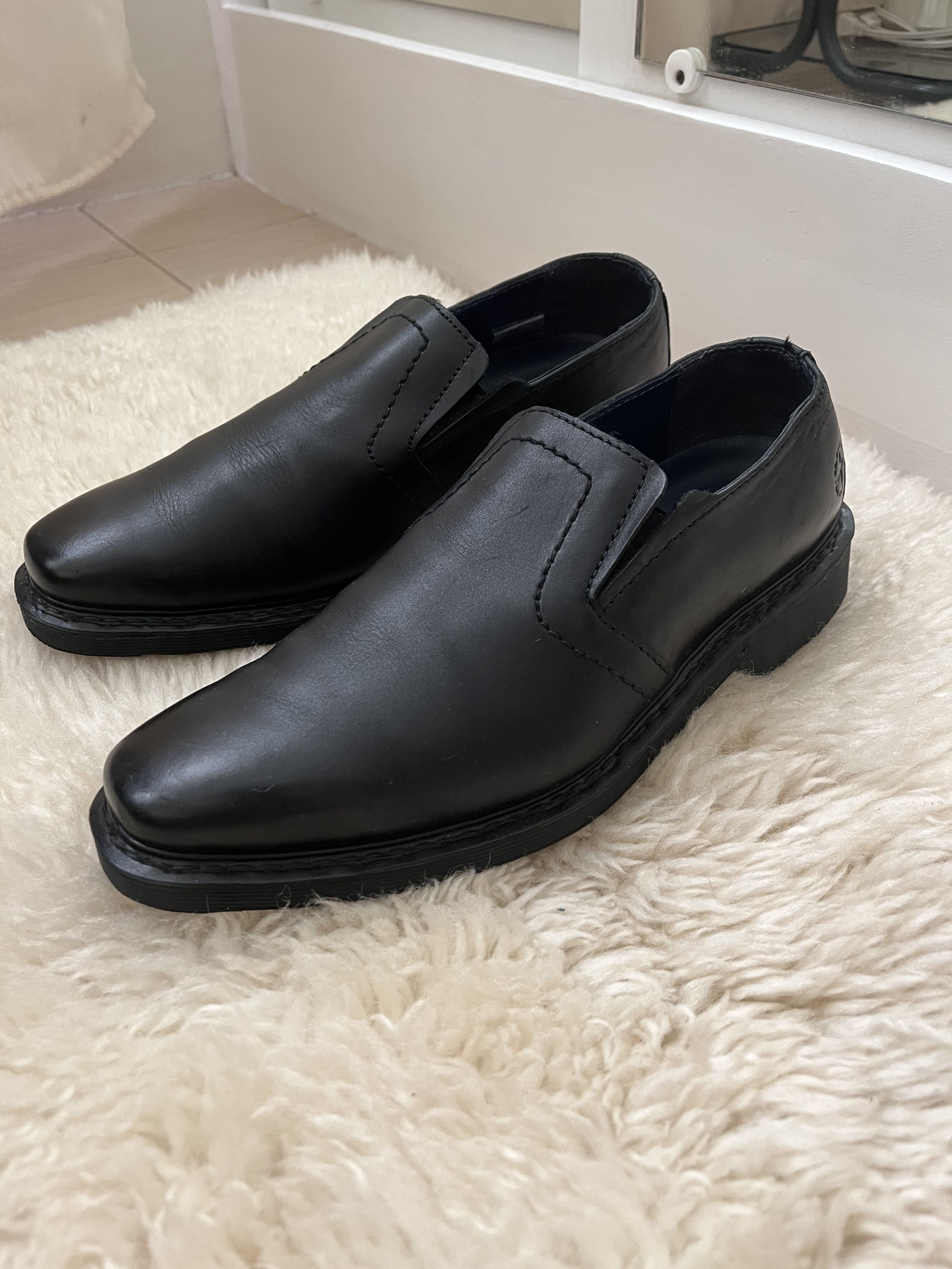 Dr. martens formal/casual shoes, Men's Fashion, Footwear, Casual Shoes on  Carousell