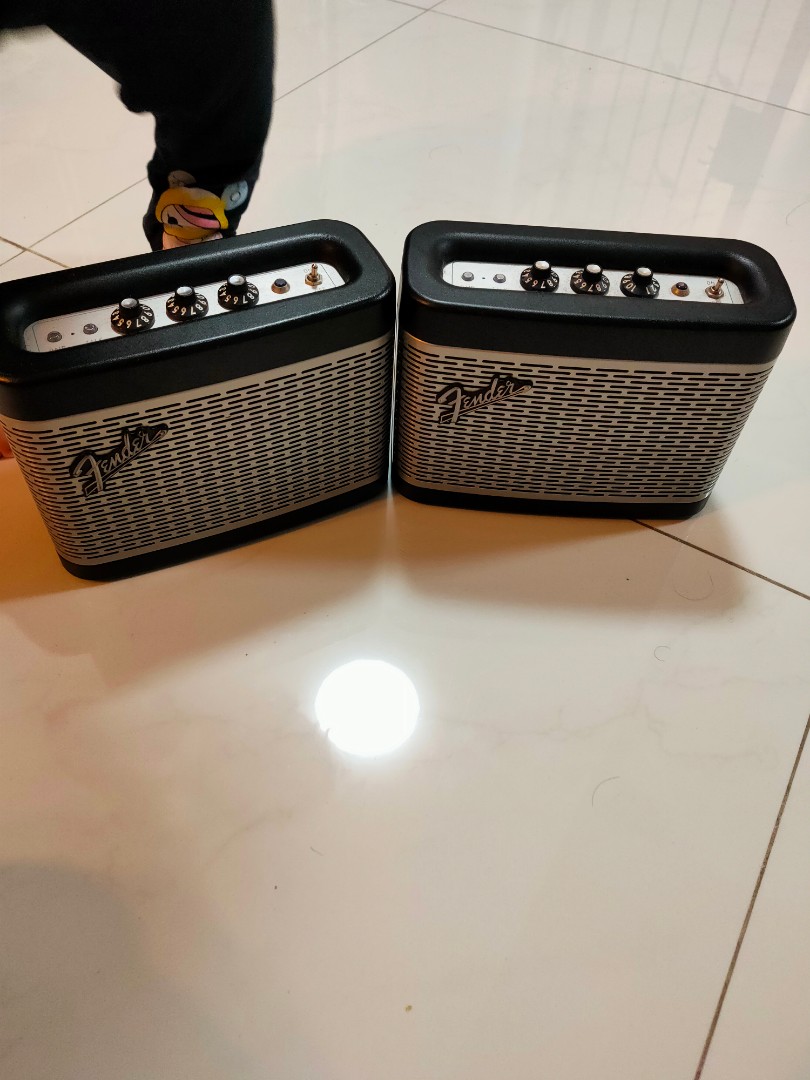 FENDERS newport Bluetooth speaker, Audio, Portable Audio Accessories on