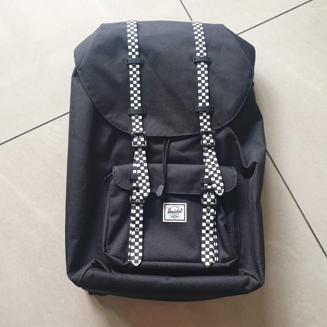 Herschel little discount america checkerboard