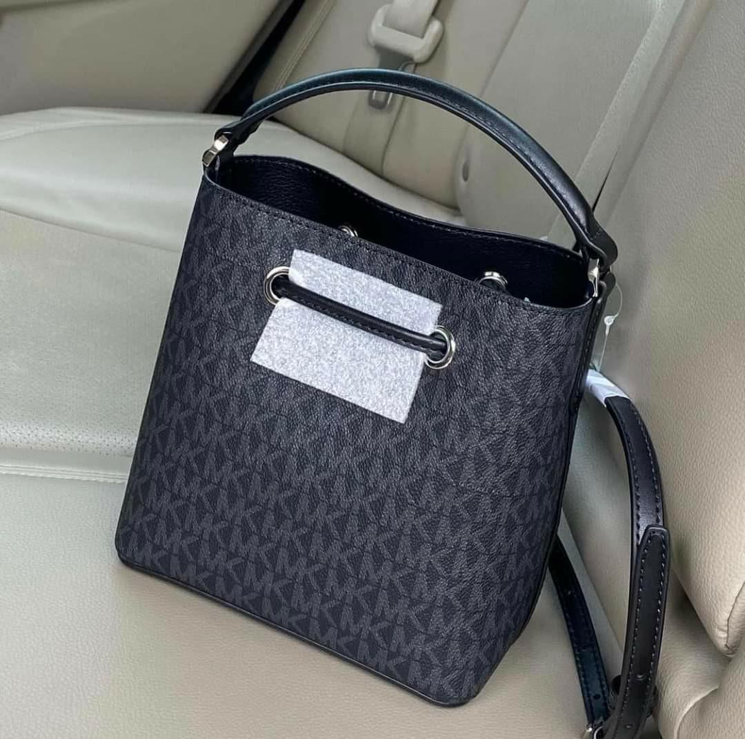 Michael Kors Suri Mini Sling Bucket Bag (Category: Luxury Bags & Wallets) located in Santa Cruz. Submitted by janelovebagswatchesshoesph (Listing ID 1142173114, Image 2). Description: with complete package.