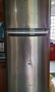(Category: ) located in . Submitted by lkyong (Listing ID 1142216457, Image 1). Description: .