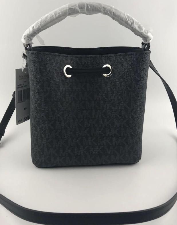 MK Bucket Bag Small (Category: Cross-body Bags) located in Quezon City. Submitted by lookingclosetshop (Listing ID 1142309123, Image 3). Description: .