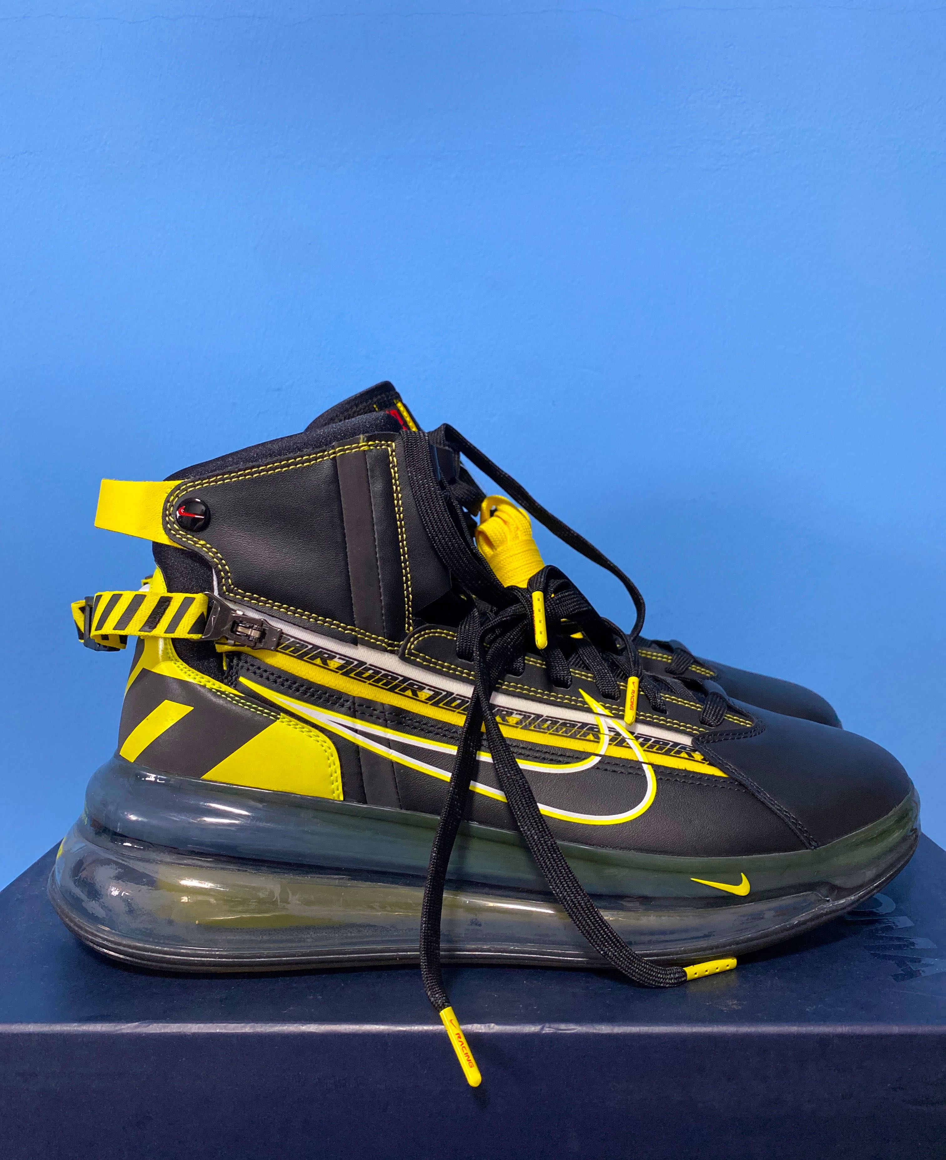 Nike Airmax 720 Saturn As QS, Men's Fashion, Footwear, Sneakers on Carousell