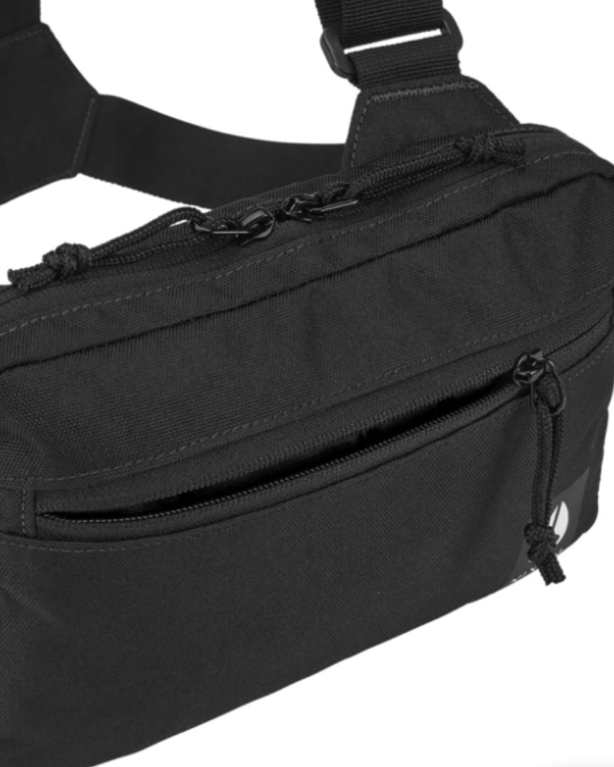 Nixon Bandit Bag ( Black), Men's Fashion, Bags, Sling Bags on Carousell