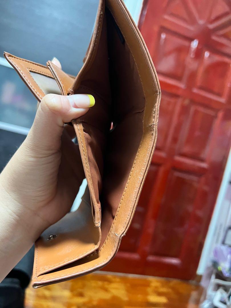 Perlini wallet