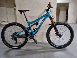 Pivot Mach 6 Carbon V3