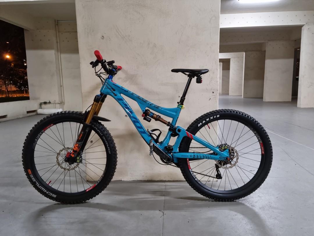 Pivot mach 2025 6 for sale