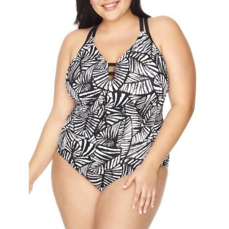 Plus size swimsuit (Category: Bikinis & Swimsuits) located in Makati City. Submitted by betchai_dc (Listing ID 1142162214, Image 1). Description: Unused, like new. 2pcs for only 500 pesos. Selling because it’s a little big on me. Good for 3x (may allowance pa) to 5x Size on tag is 24W. No wire. PGuaranteed plus size since this is a US brands - Kona Sol, Time and Tru.