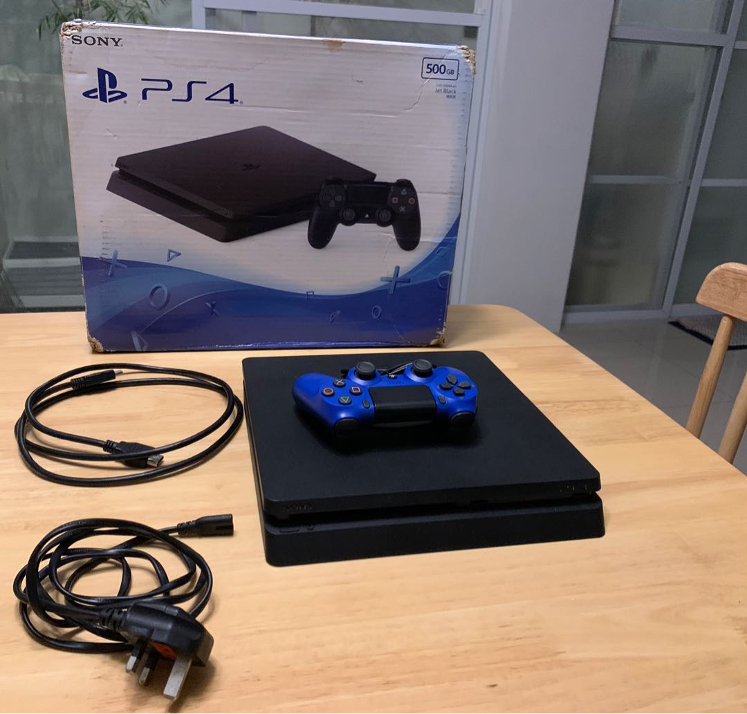 ps4 slim second hand, Video Gaming, Video Game Consoles, PlayStation on Carousell