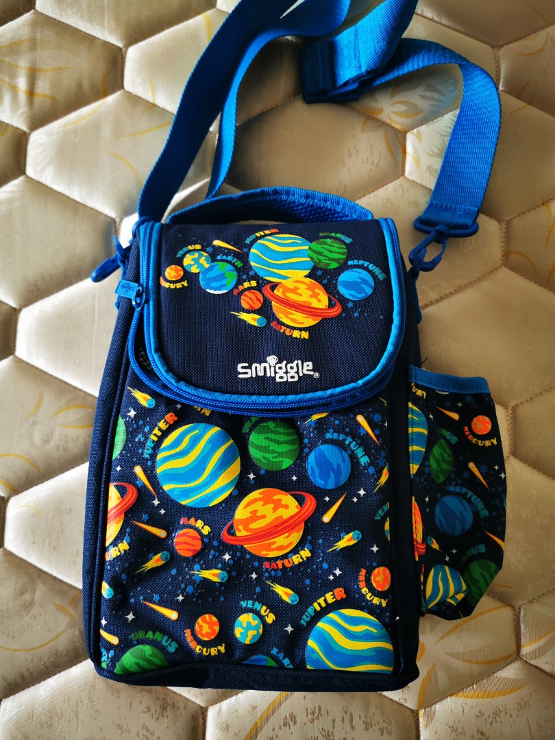 Smiggle insulated online lunch bag