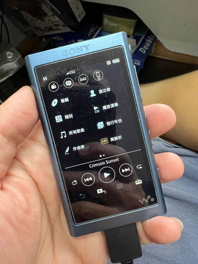 Sony Walkman NE-A55，功能全正常，跟512GB micro Sd，一叉