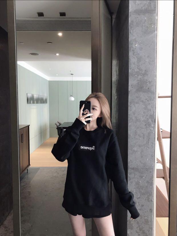 Supreme Box Logo Crewneck, Men's Fashion, Tops & Sets, Tshirts ...