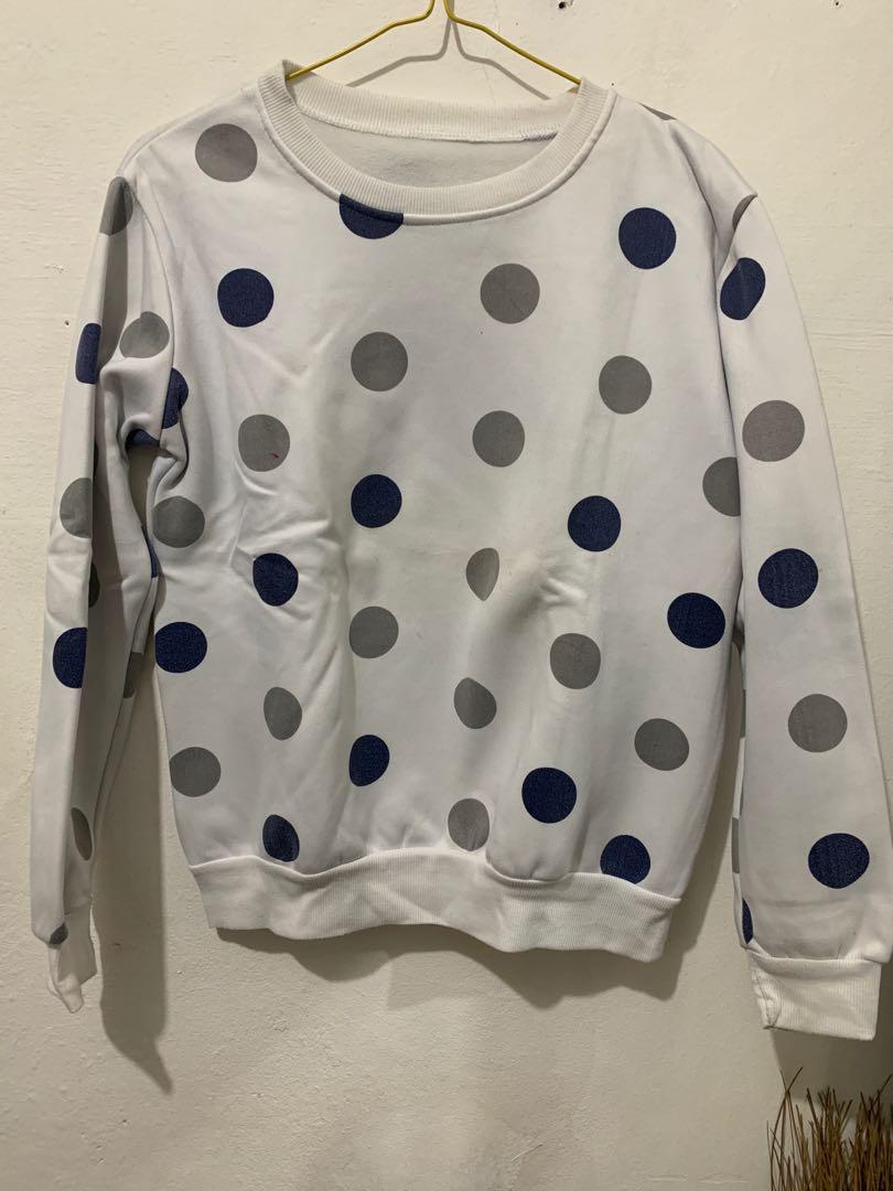 Sweater Polkadot Fesyen Wanita Pakaian Wanita Atasan di Carousell