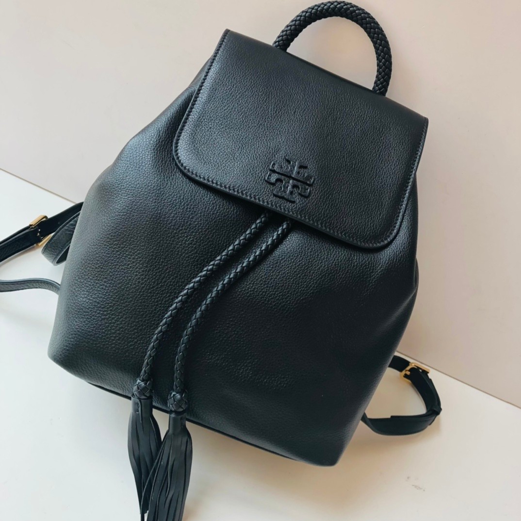 Tory burch outlet black leather backpack