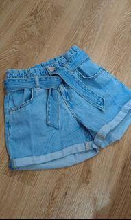 Zara denim hot pant sz 7 ( est anak umur 5-7thn)