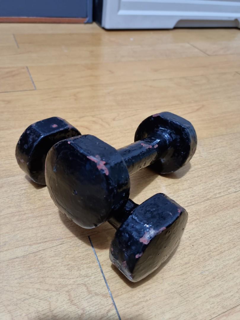 5lb and 10lb dumbbell pairs (Category: Weights & Dumbbells) located in Mandaluyong City. Submitted by gegel26 (Listing ID 1142367604, Image 3). Description: P35/lb 5lb pair- 350 10lb pair- 700 PM to negotiate.