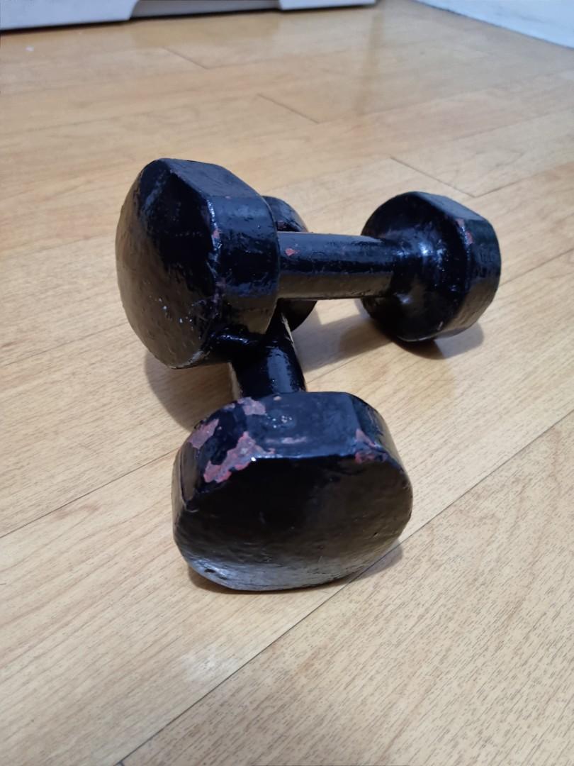 5lb and 10lb dumbbell pairs (Category: Weights & Dumbbells) located in Mandaluyong City. Submitted by gegel26 (Listing ID 1142367604, Image 2). Description: P35/lb 5lb pair- 350 10lb pair- 700 PM to negotiate.