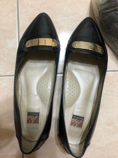 由 pink121436 (刊登 ID 1142478963，圖片 1) 提交，位於 的 (類別：)，說明：。