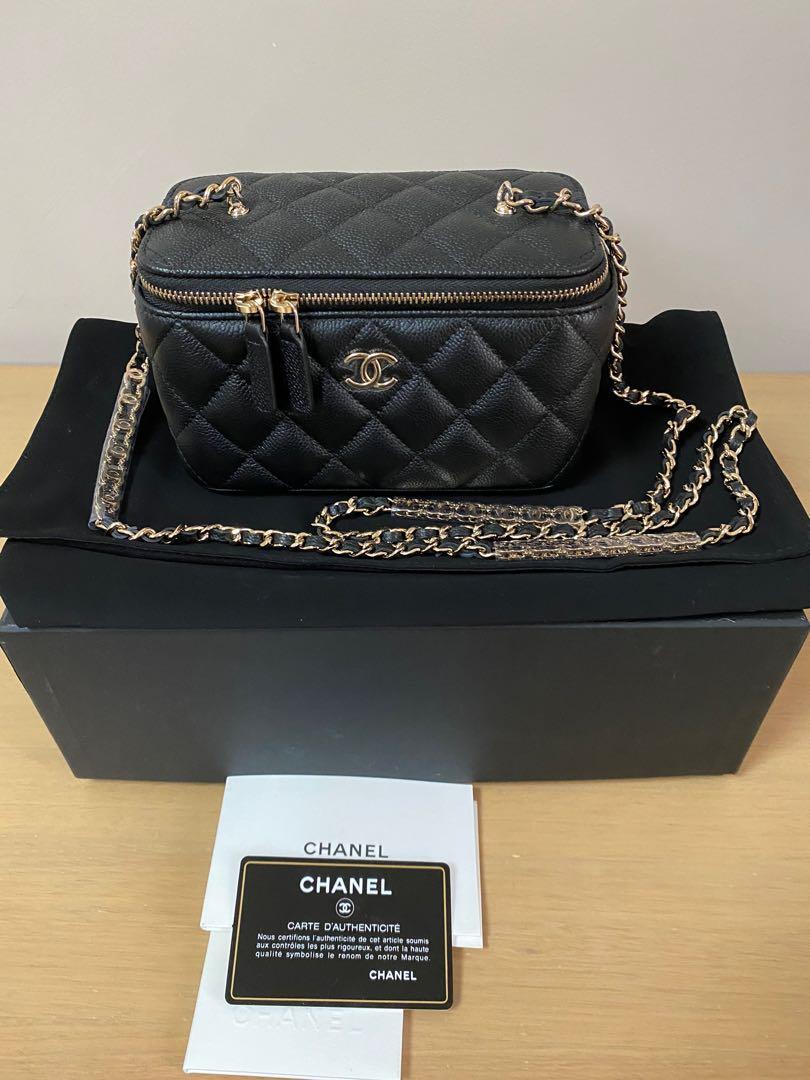❤️Chanel 22p Caviar Vanity GHW❤️, Luxury, Bags & Wallets on Carousell