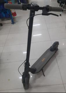 "Electric Kìck Scooter 220v w/o cord NINEBOT"