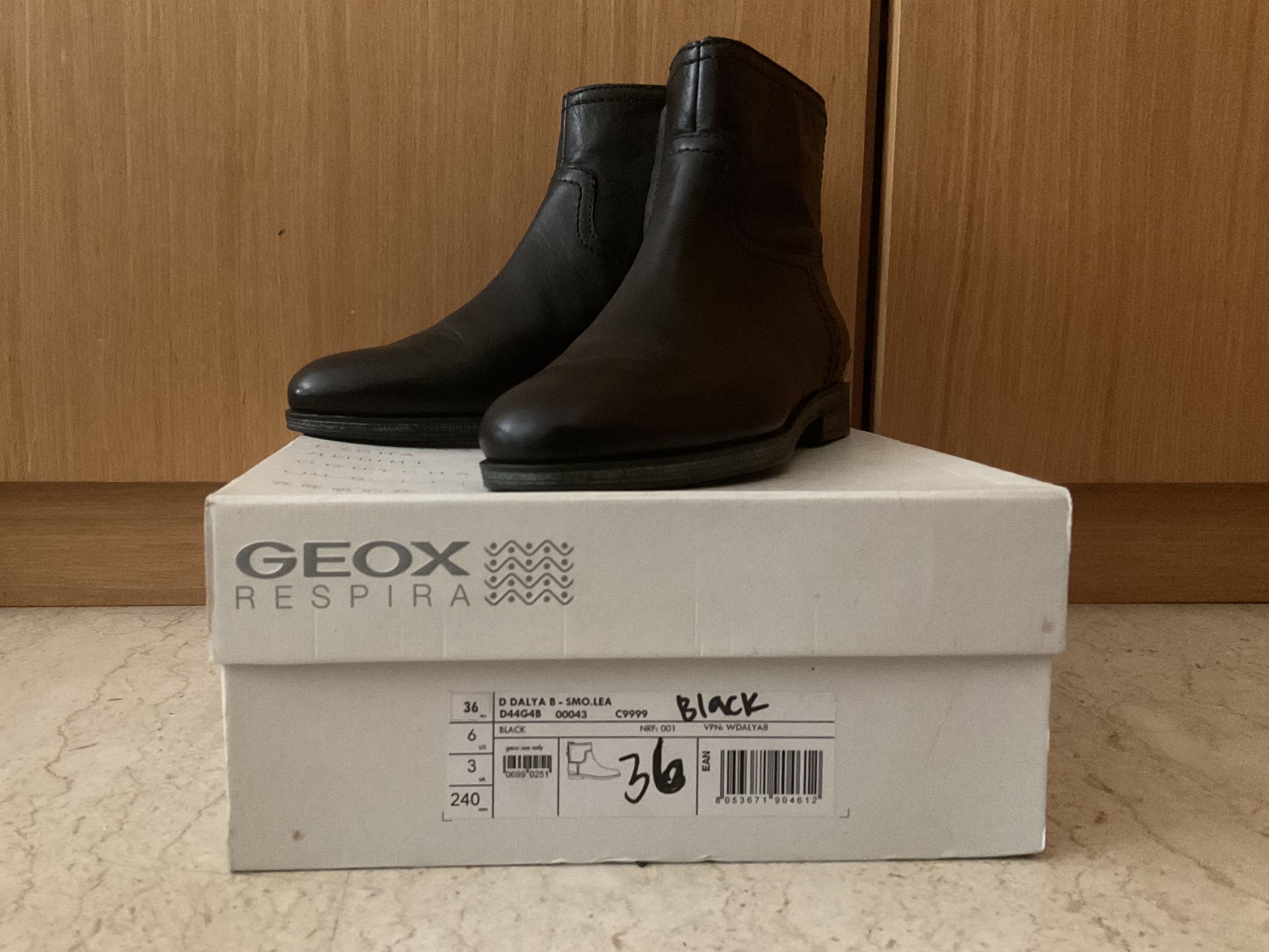 Geox Respira Boots, Women's Fashion, Footwear, Boots on Carousell