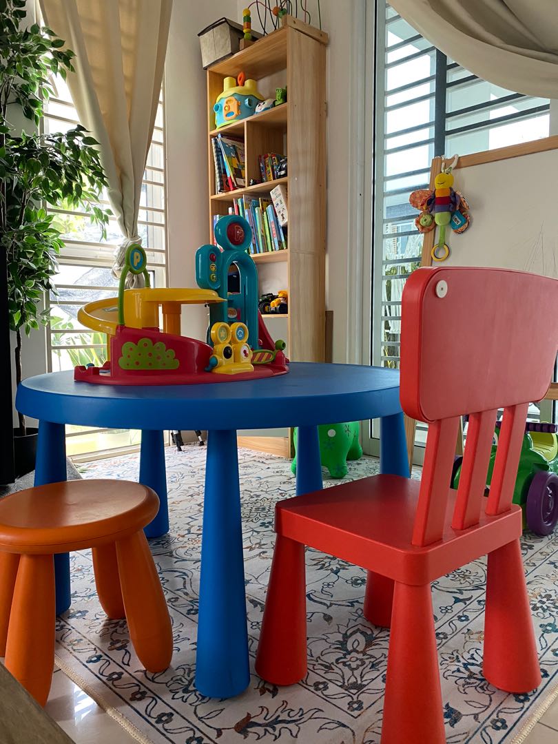 Ikea mammut table hotsell and chair set