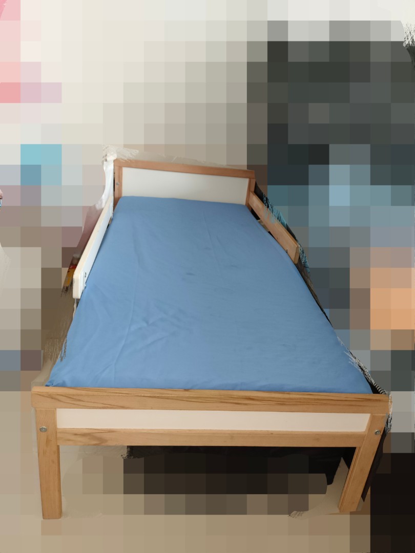 IKEA SNIGLAR TODDLER BED, Furniture & Home Living, Furniture, Bed