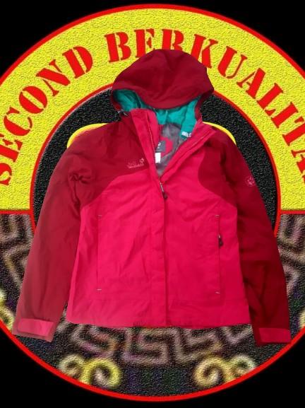 north face leopard yellow