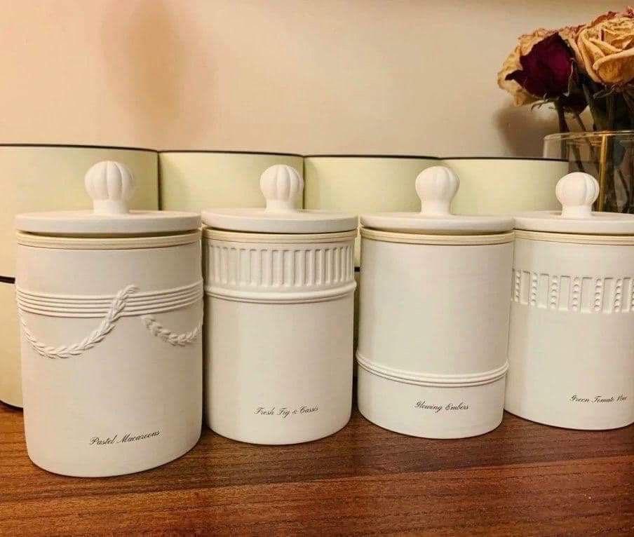 In stock Rejected Jo Malone London GLOWING EMBERS TOWNHOUSE CANDLE 300g