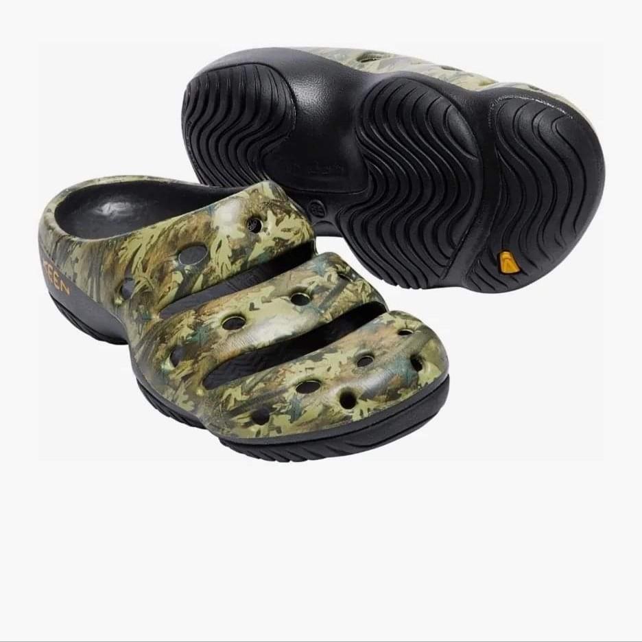 Keen Yogui Arts Camo Green Size Available Us 7 Us 13 Men S Fashion Footwear Flipflops And Slides On Carousell