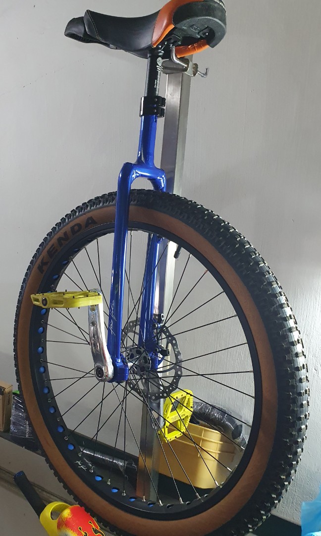 Kris Holm mountain Unicycle 27.5+, Sports Equipment, Bicycles & Parts, Bicycles on Carousell