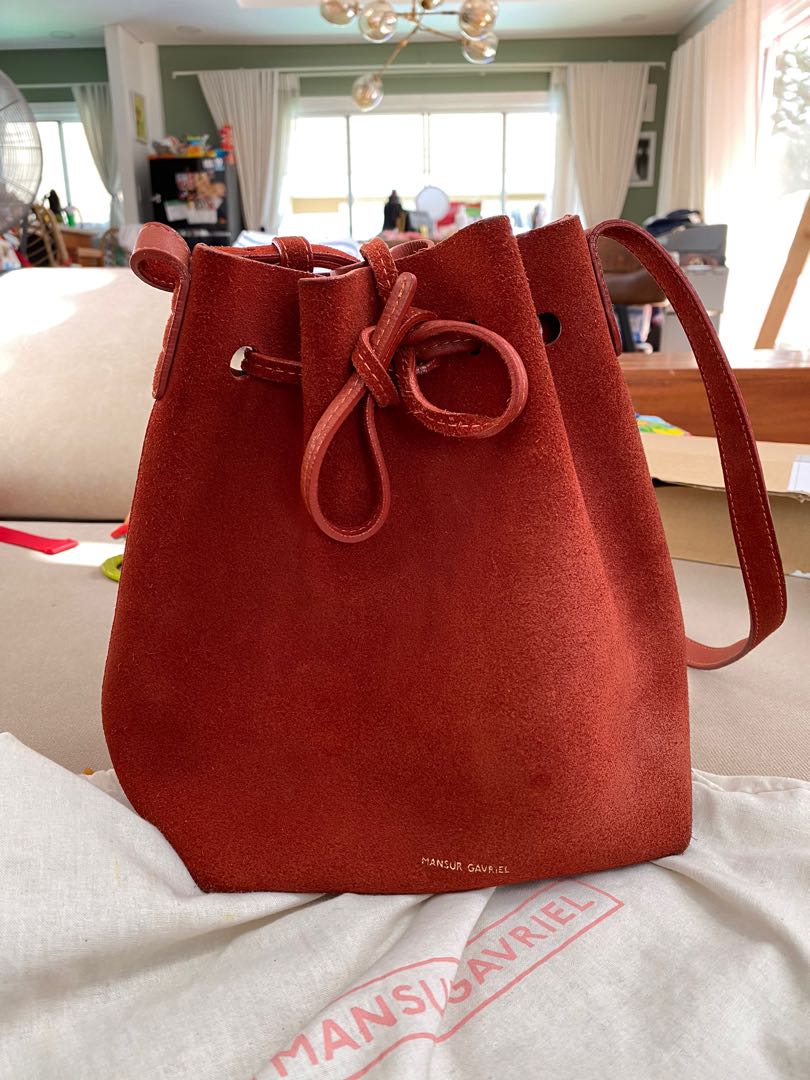 Mansur gavriel shop bucket bag red