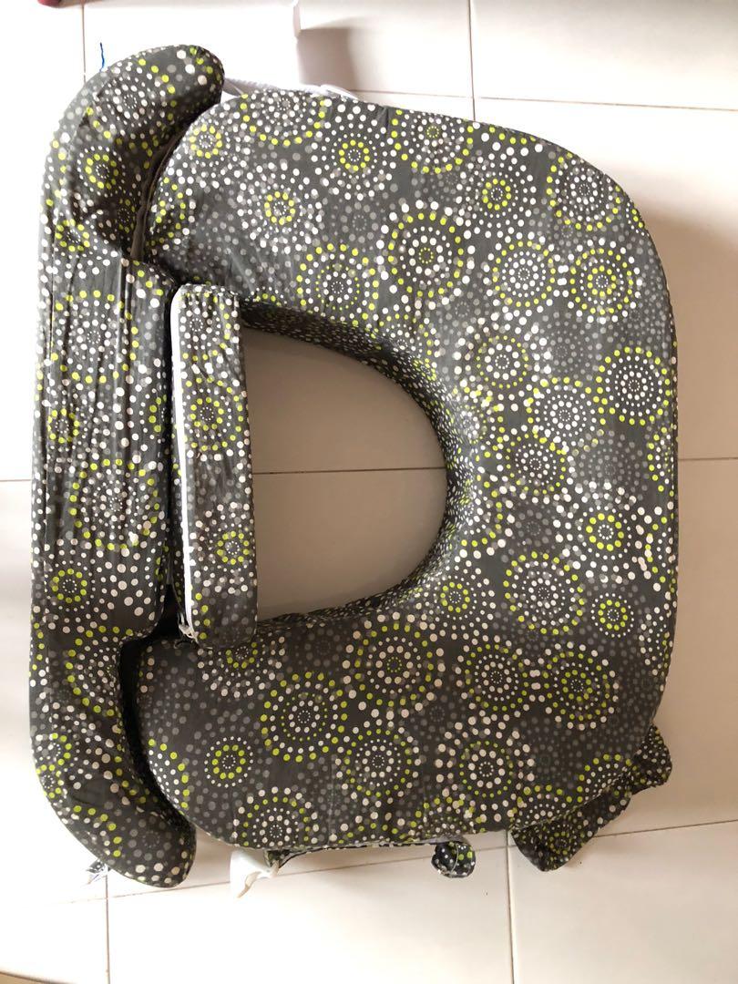 My best friend nursing pillow(Twins), Babies & Kids, Nursing ...