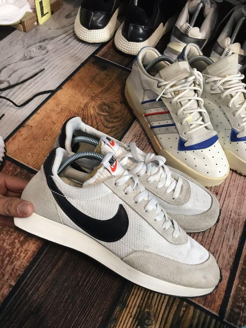 Nike tailwind 70 best sale