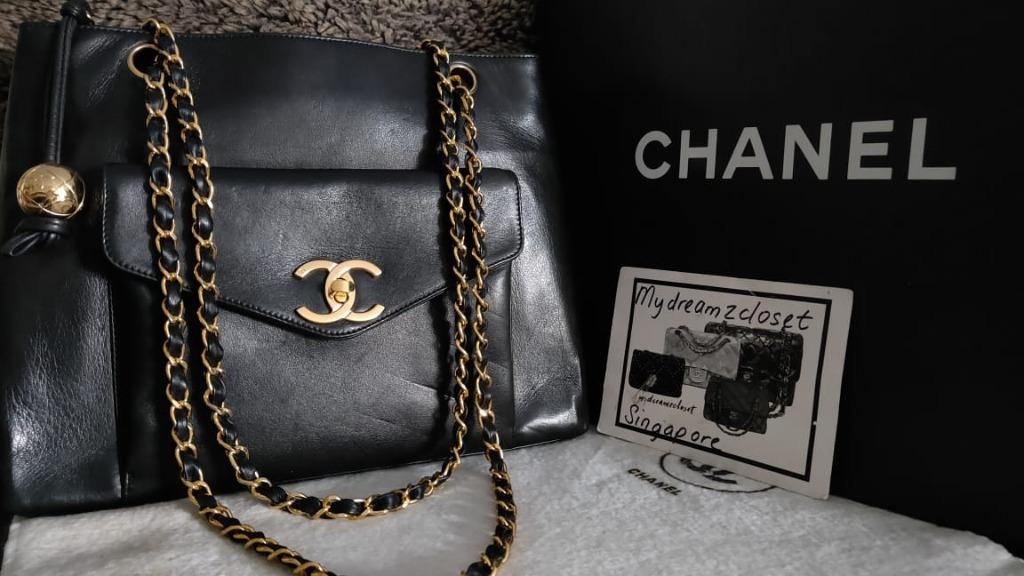 Chanel Classic Vintage Black Calfskin Big CC 24K Gold Chain