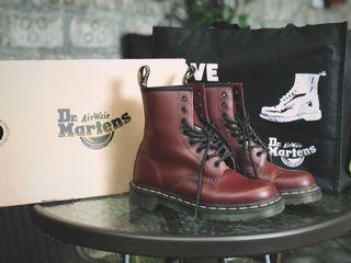 Sepatu docmart