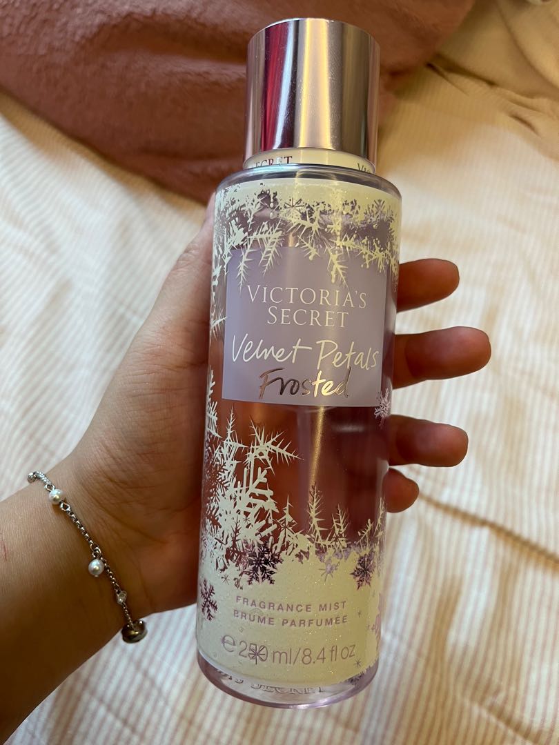 Christmas victoria online secret spray