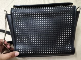 (Category: ) located in . Submitted by wanmai (Listing ID 1142490866, Image 1). Description: .