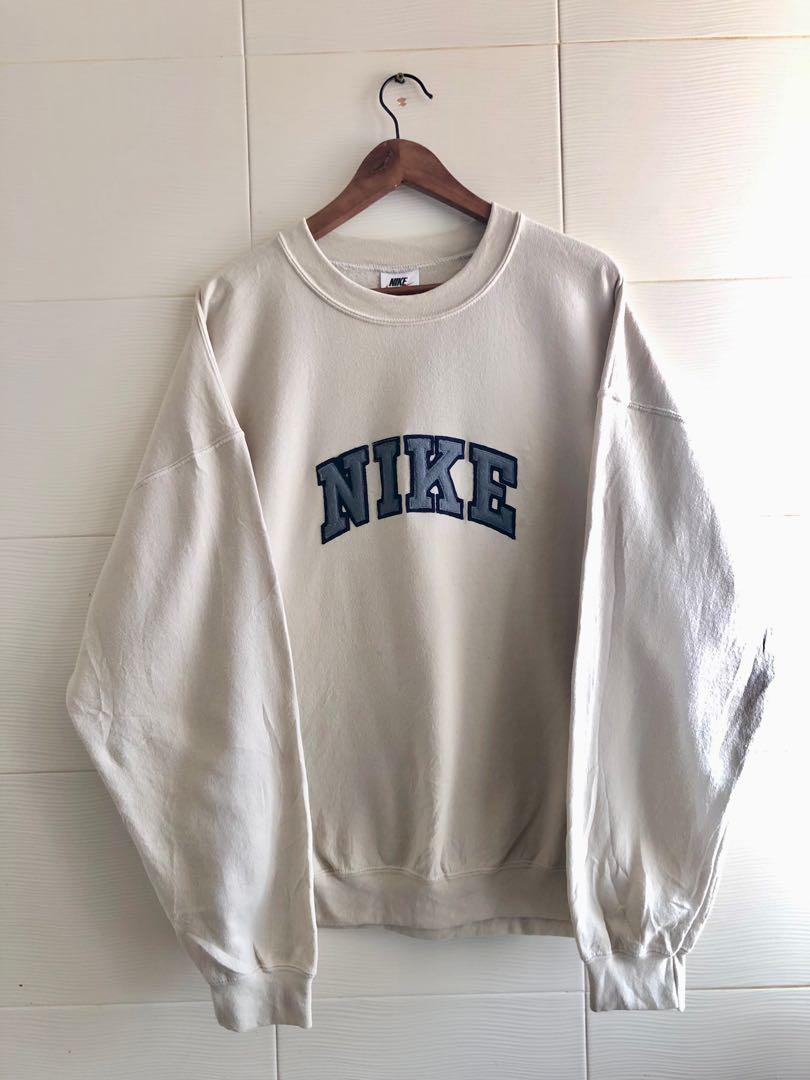 Vintage Nike cream nude sweatshirt spellout btlg vtg