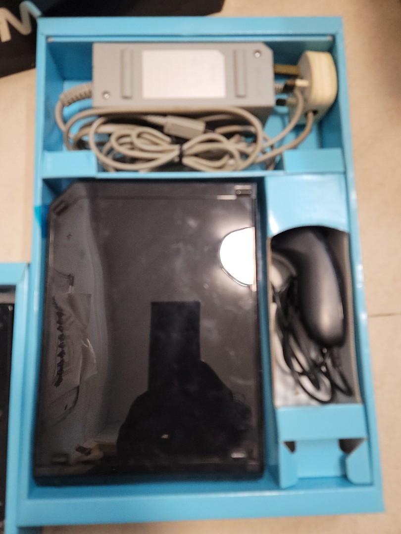 will （分類：Nintendo 任天堂）位於 Hong Kong。 由 teddyboy669 提交（商品編號 1142366787，圖片 3）。簡介： 主機，連3控制器，操作正常，不連遊戲。