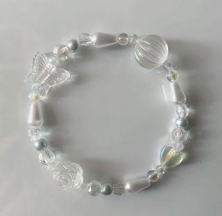 wintersnow white beaded bracelet