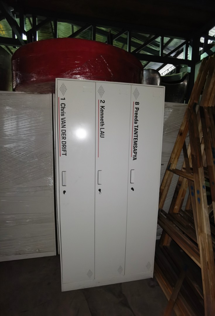 3 Compartment steel Furniture & Home Living, Furniture