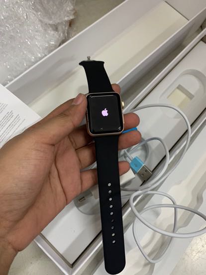 apple watch 38 mm, Elektronik, Lainnya di Carousell