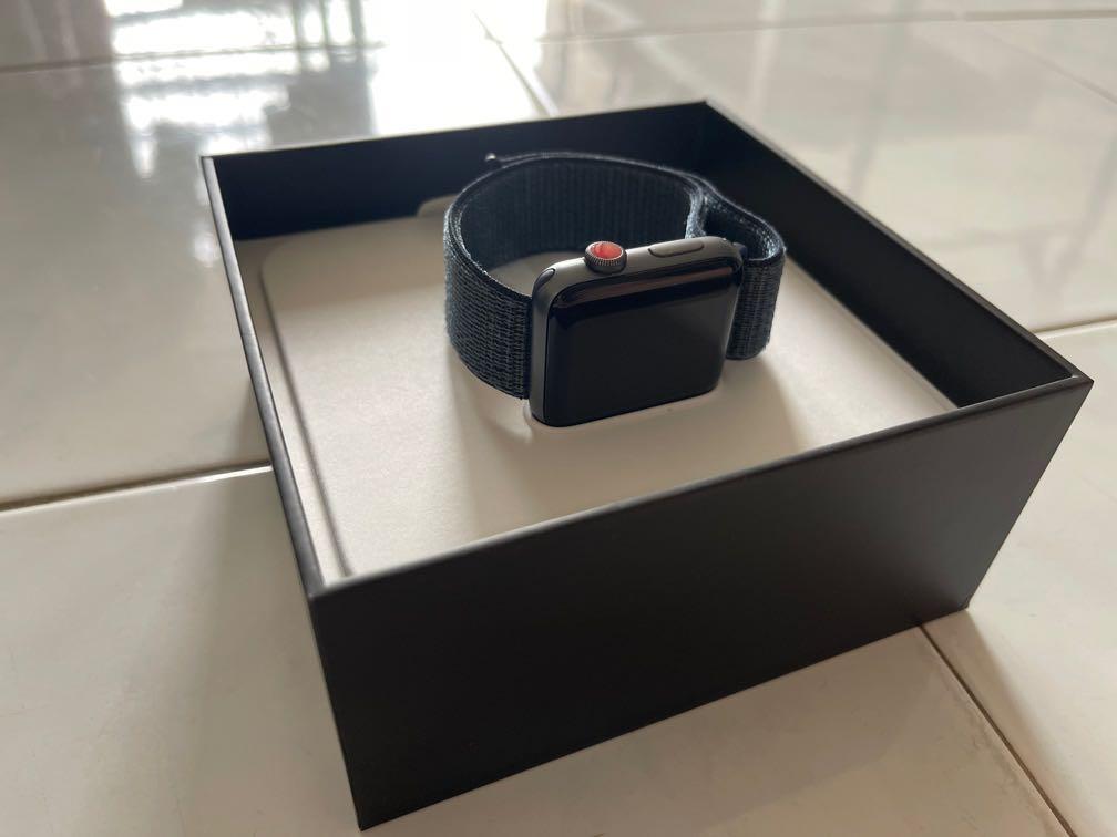 Apple watch Series 3 nike plus 42mm, Mobile Phones \u0026 Gadgets, Wearables \u0026  Smart Watches on Carousell