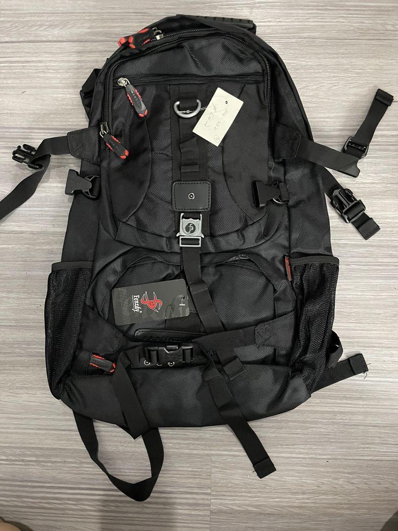 Backpack with Laptop Compartment (Category: Laptop Bags & Sleeves) located in Taguig. Submitted by margarette11 (Listing ID 1142645640, Image 1). Description: Selling backpacks with laptop compartments! Good quality hence sold in malls po ito. Can sell this in bulk for your start up business. Please don’t hesitate to message me. Can do meet up im BGC area for your peace of mind. .