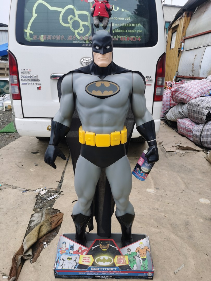 Batman Big-Figs Colossal DC Universe, 興趣及遊戲, 玩具& 遊戲類- Carousell